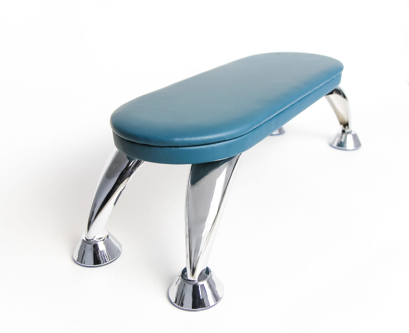 shemax emerals arm rest