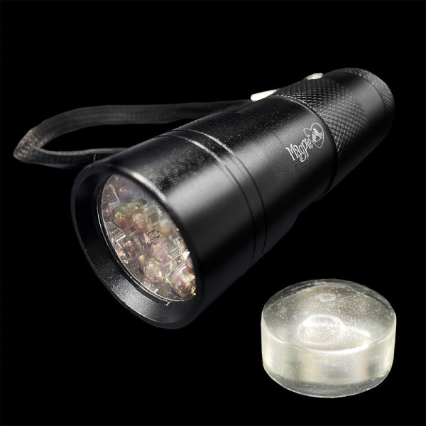 magpie black torch silicone