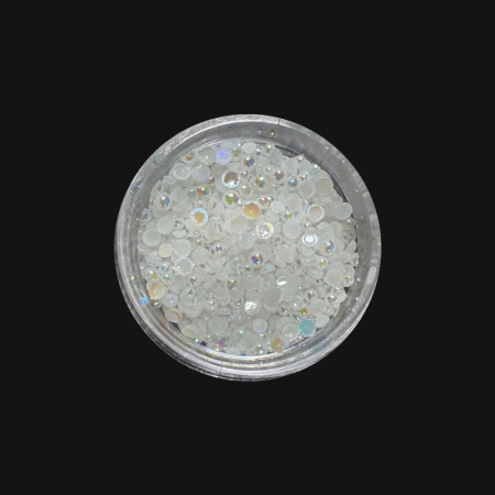margpie iridescent white pearls