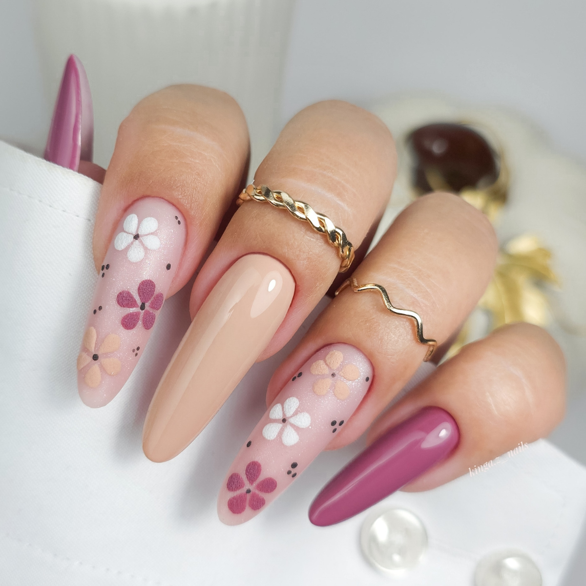 yoshi gel polish 245 finale en tulle set 2