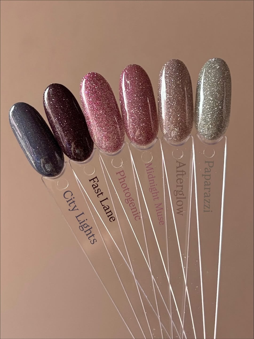 glitterbels high flash - reflective collection prachtnagels swatch