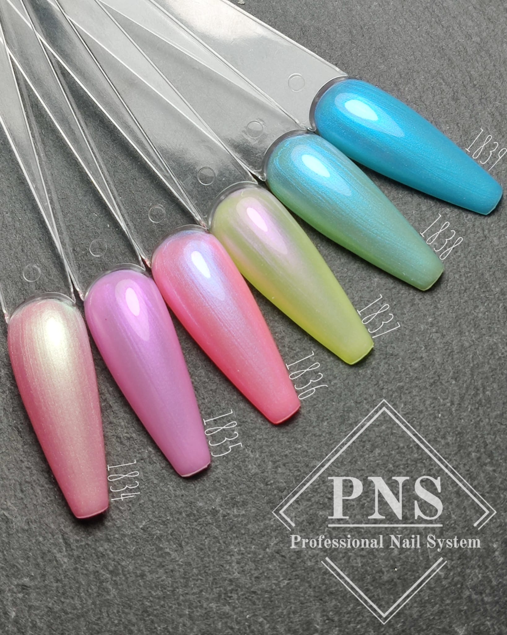 p[ns mlp pearly ice 2 swatch prachtnagels