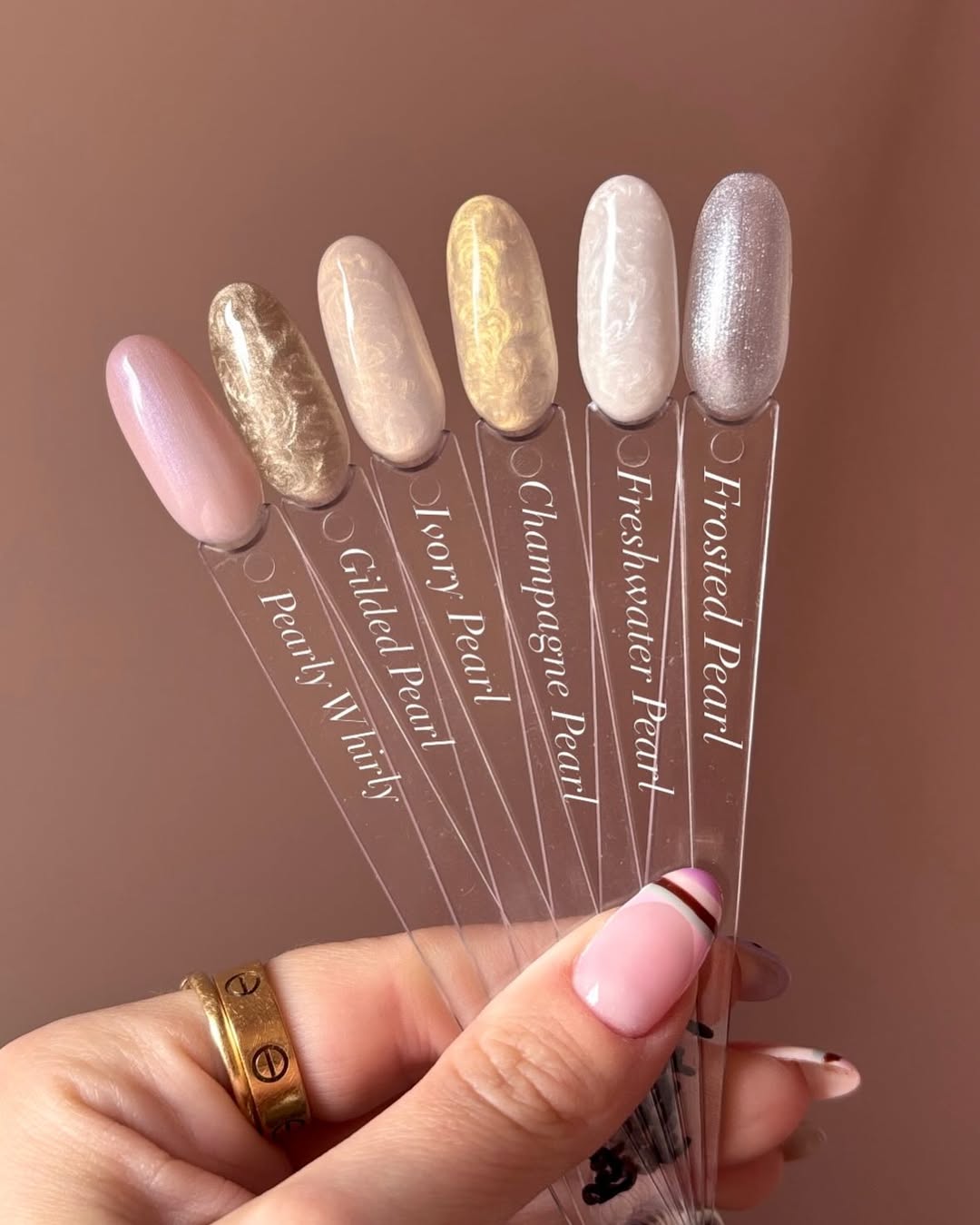 glitterbels hema free gel polish pearl collection swatch prachtnagels